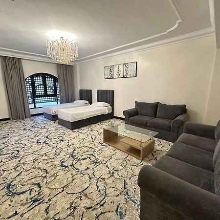 Zad Al Eman Suites Hotels Medina Habitación foto