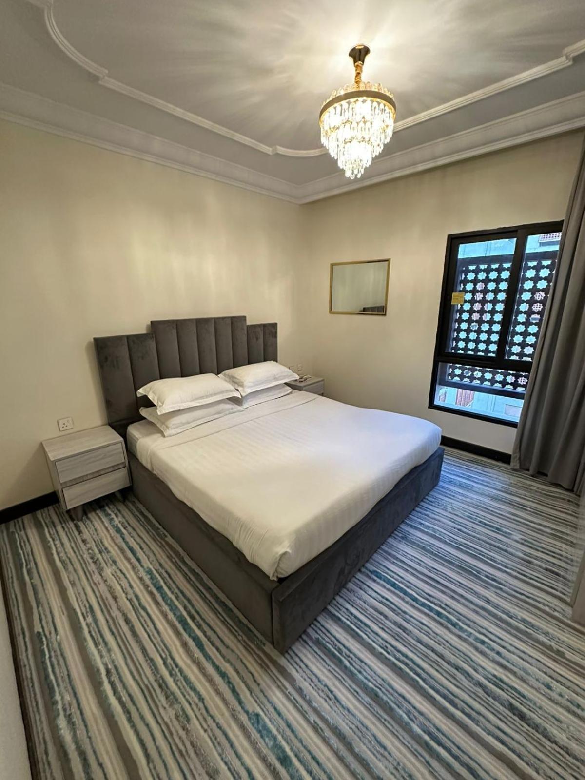 Zad Al Eman Suites Hotels Medina Habitación foto