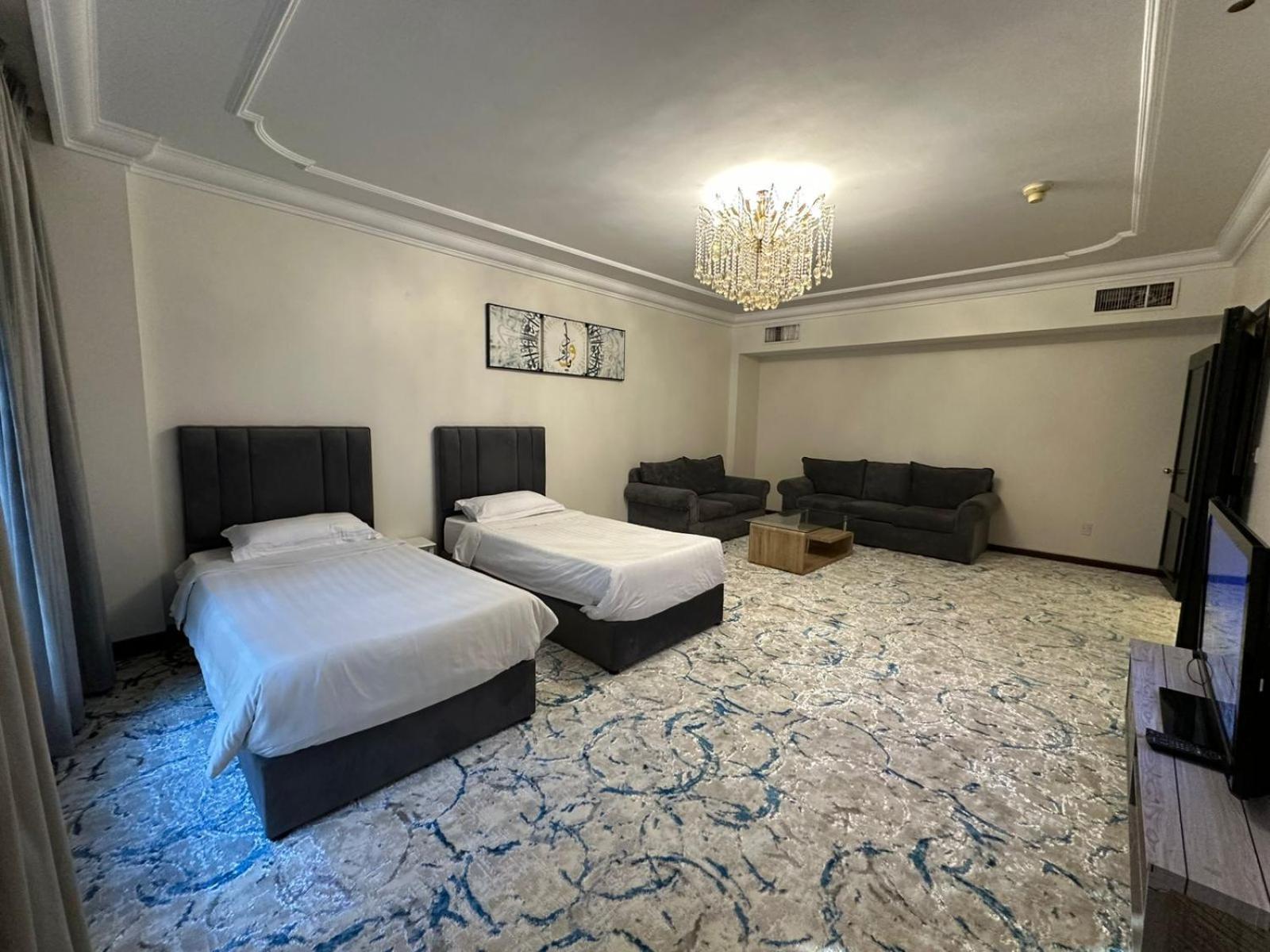 Zad Al Eman Suites Hotels Medina Habitación foto